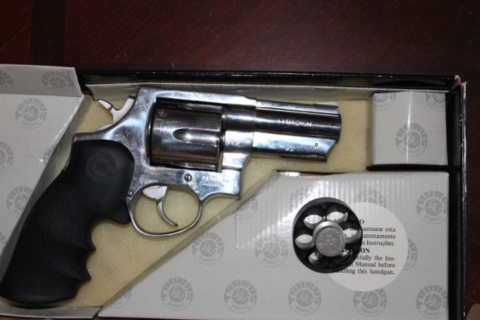Taurus 44 Magnum Revolver 3 inch