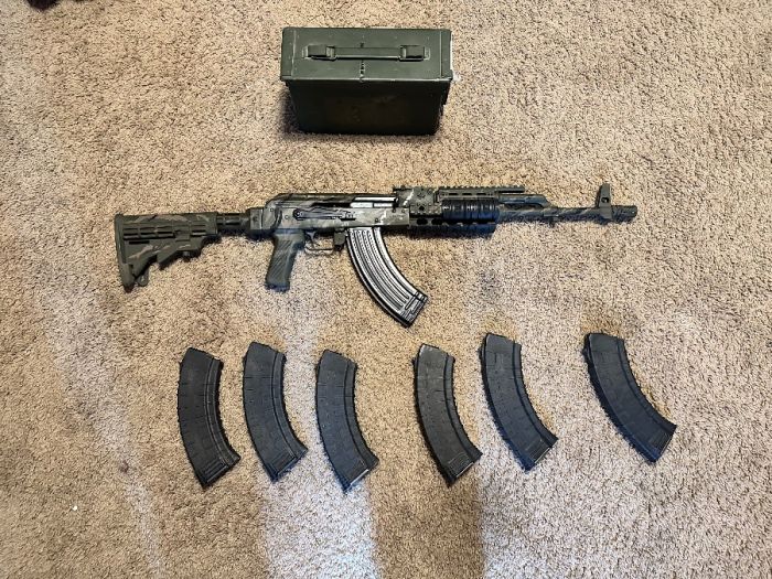 AK47, 7 mags, Apr 500rds ammo for 1200
