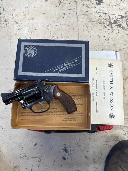 Revolver, Smith &amp; Wesson 22 Model 34 