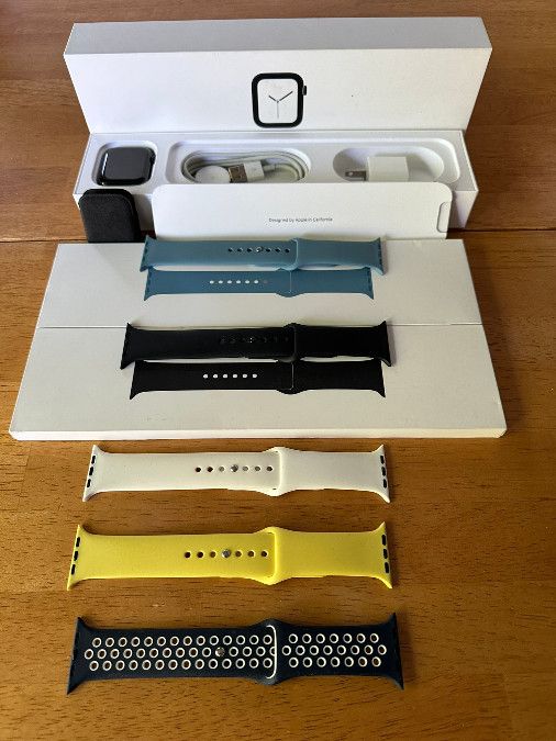 Apple Watch Series 4 - 44MM Stainless Steel
