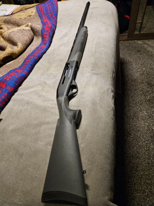 Weatherby 12 gauge Element 