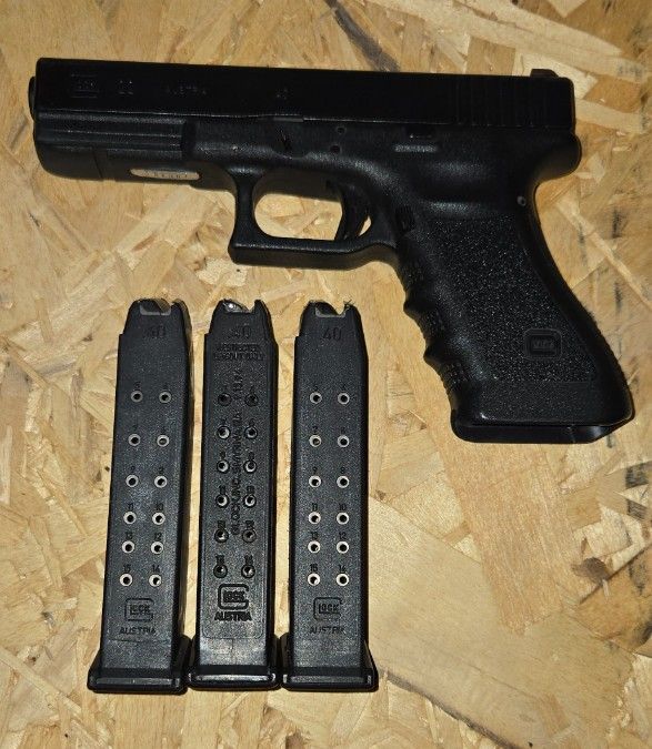 Glock 22 .40 Cal 