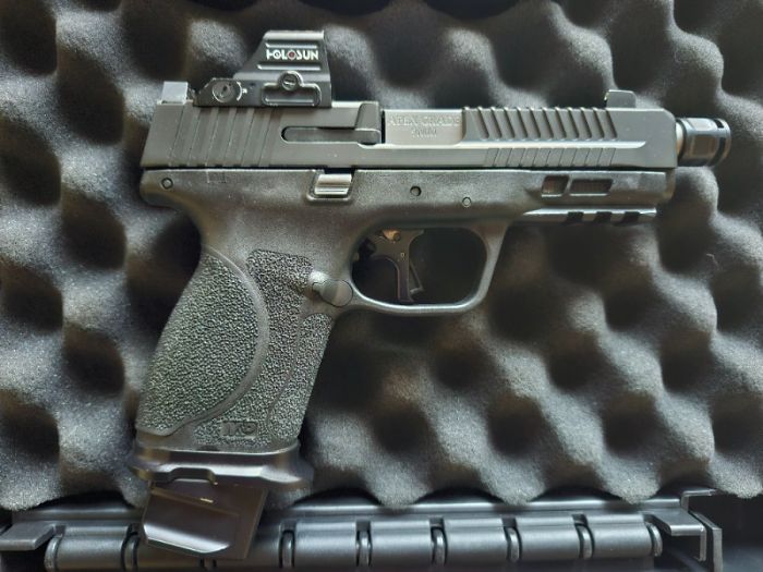 Smith and Wesson M&amp;P 2.0