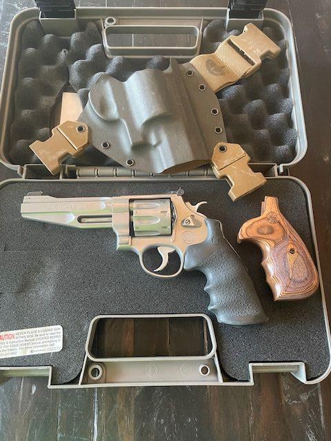 S&amp;W 357 model 627 Performance Center