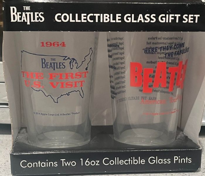 Set Of 2 The Beatles Collectible 16oz. Glasses Mag