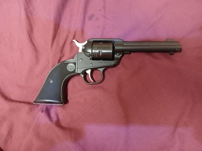 Like NEW Ruger Wrangler