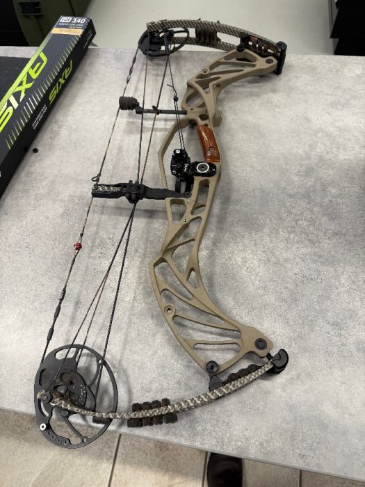 Hoyt Pro Defiant