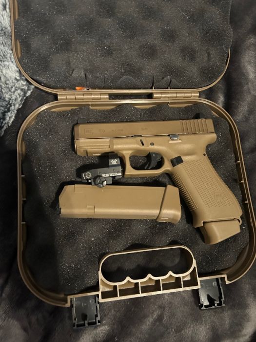 Glock 19x w/ Vortex Venom and suppressor sights