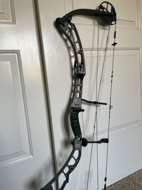 ELITE ARCHERY VICTORY X 37