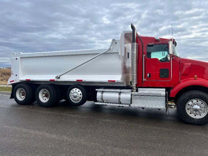 2020 Kenworth T800