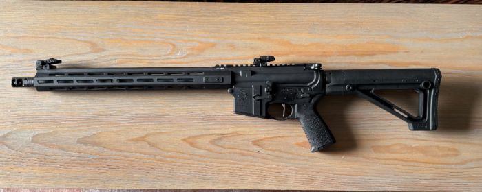 Springfield Saint Victor AR-15 5.56/.223