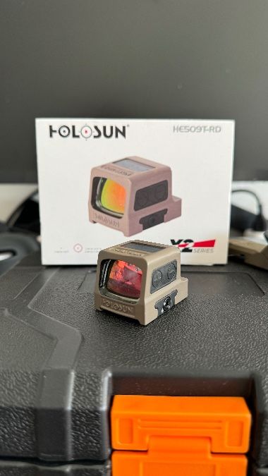 Holosun 509T red dot FDE, small blemish