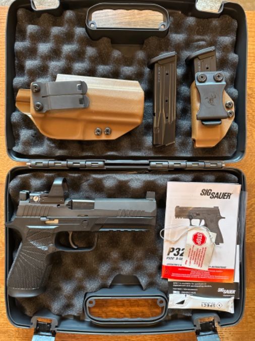 Sig P320 w/Leupold Delta Point