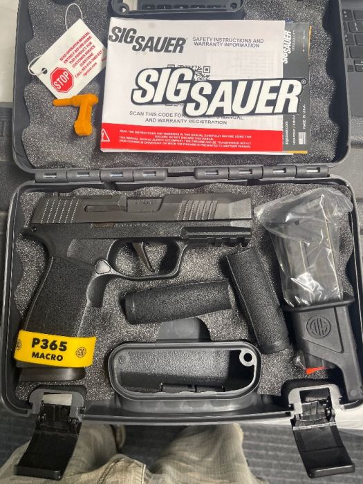 Sig Sauer P365 X Macro Comp