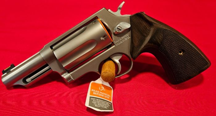 &quot;NEW&quot; TAURUS JUDGE EXECUTIVE GRADE 45/410 P-24237