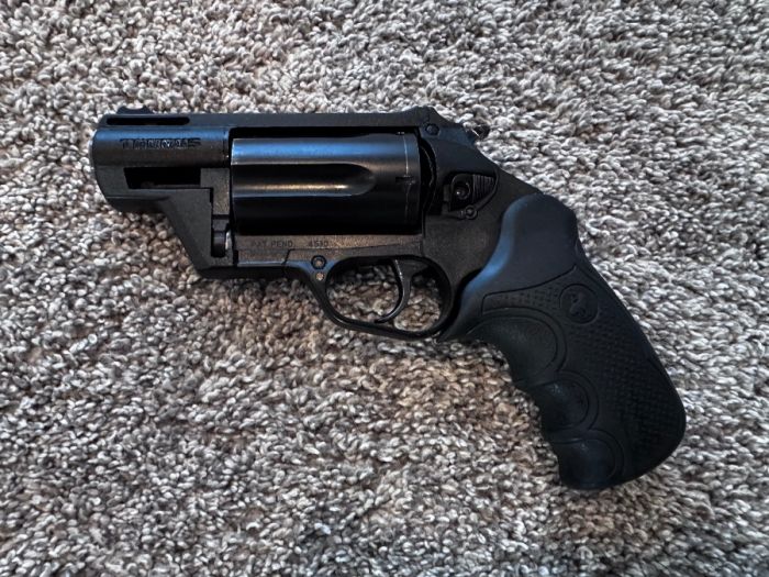 Taurus Judge Public Defender .45 Long Colt