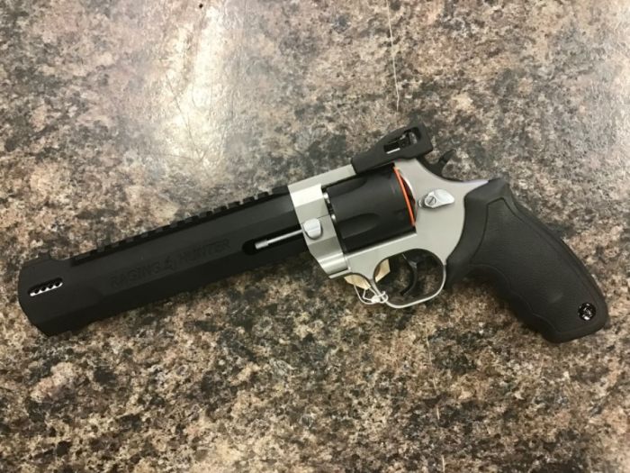 TAURUS 454 CASULL RAGING HUNTER  PORTED BARREL