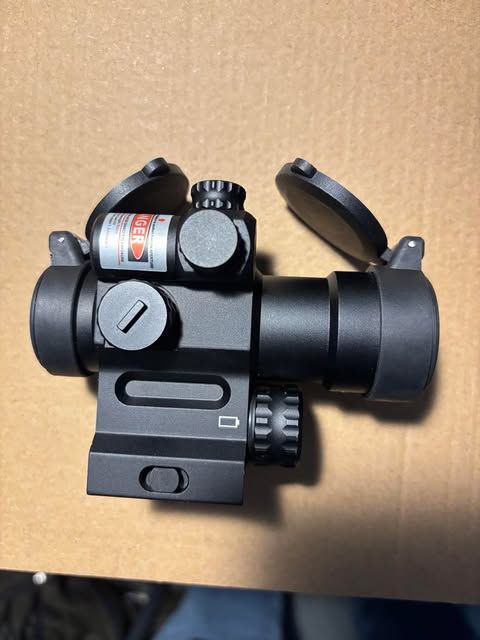 AT3 Tactical Red Dot sight