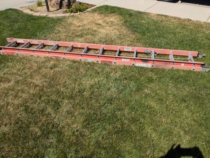 24&#039; Extension ladder