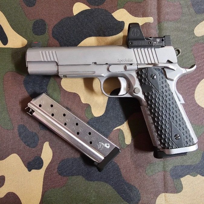 Dan Wesson Specialist 9mm 1911