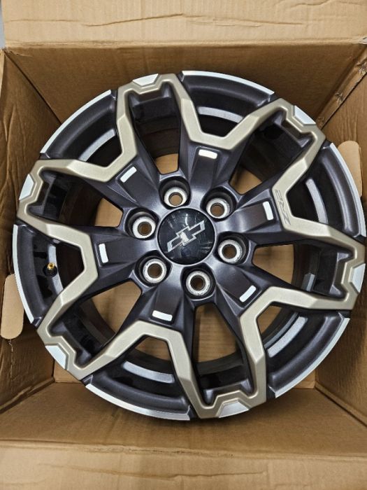 2024 chevy colorado zr2 wheels