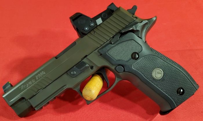 SIG SAUER P226 LEGION 9MM W ROMEO1 PRO SAO P-23458