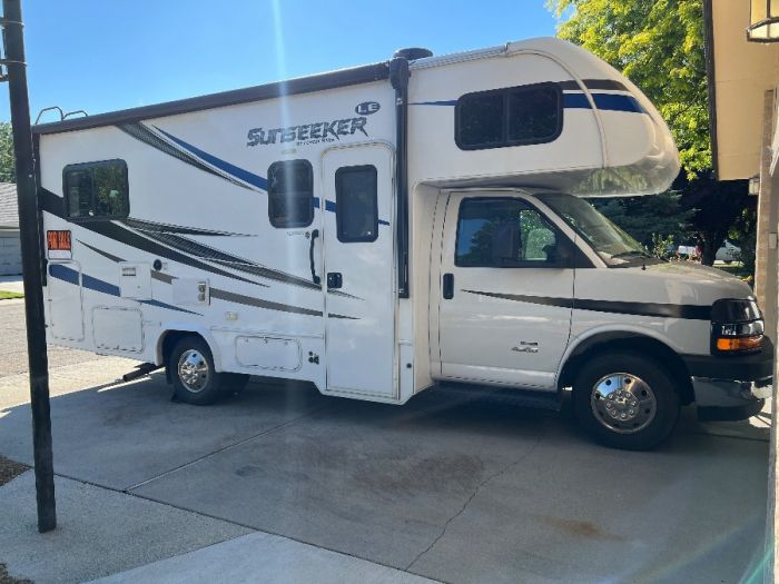 2020 Forest River Sunseeker 2350 LE Chevy 4500 