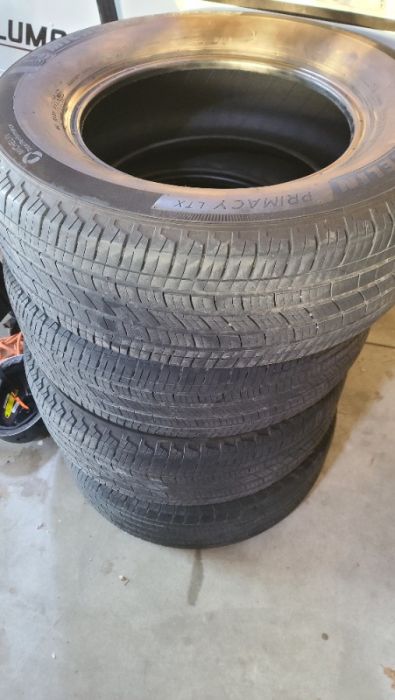 265/65R17