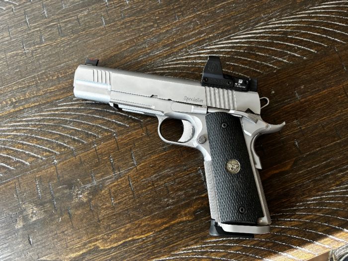 Dan Wesson Specialist 1911 9mm