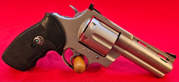 COLT ANACONDA MFG &quot;1994&quot; OLD MODEL P-23549