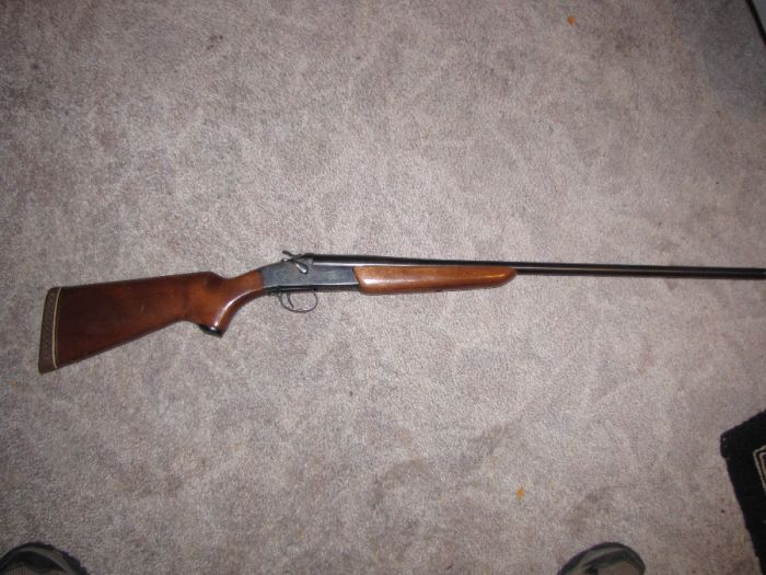  Vintage Stevens 940A 20 gauge single shot shotgun